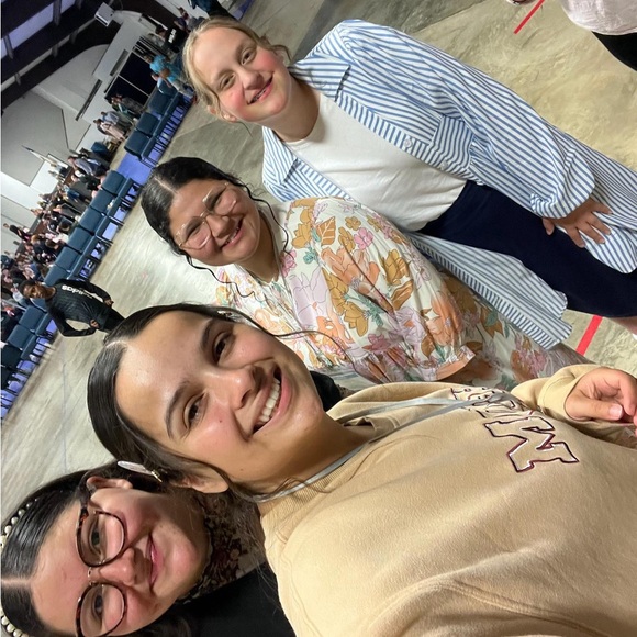 Meet your Posher, Ashley - Picture 4 of 10